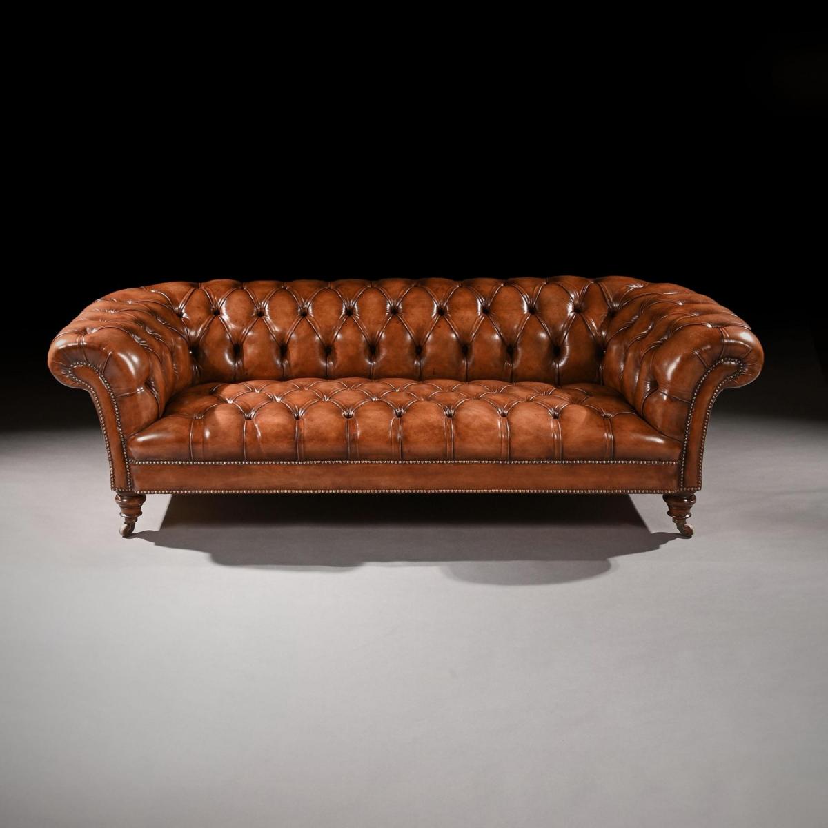 Fine 19th Century Walnut Leather Upholstered Buttoned Chesterfield Sofa