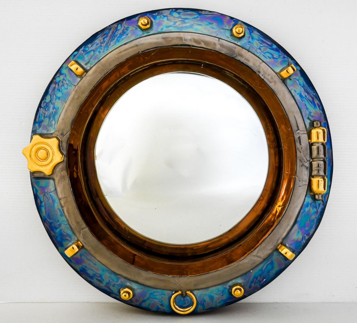 Hublot convex mirror by Renaud Lembo