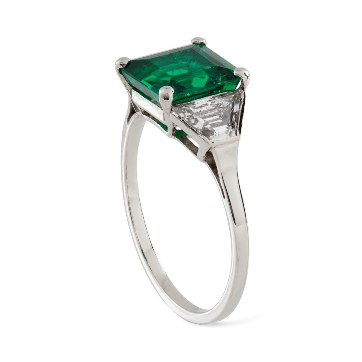 A Vintage Emerald and Diamond Ring, Colombian Origin, Circa 1950