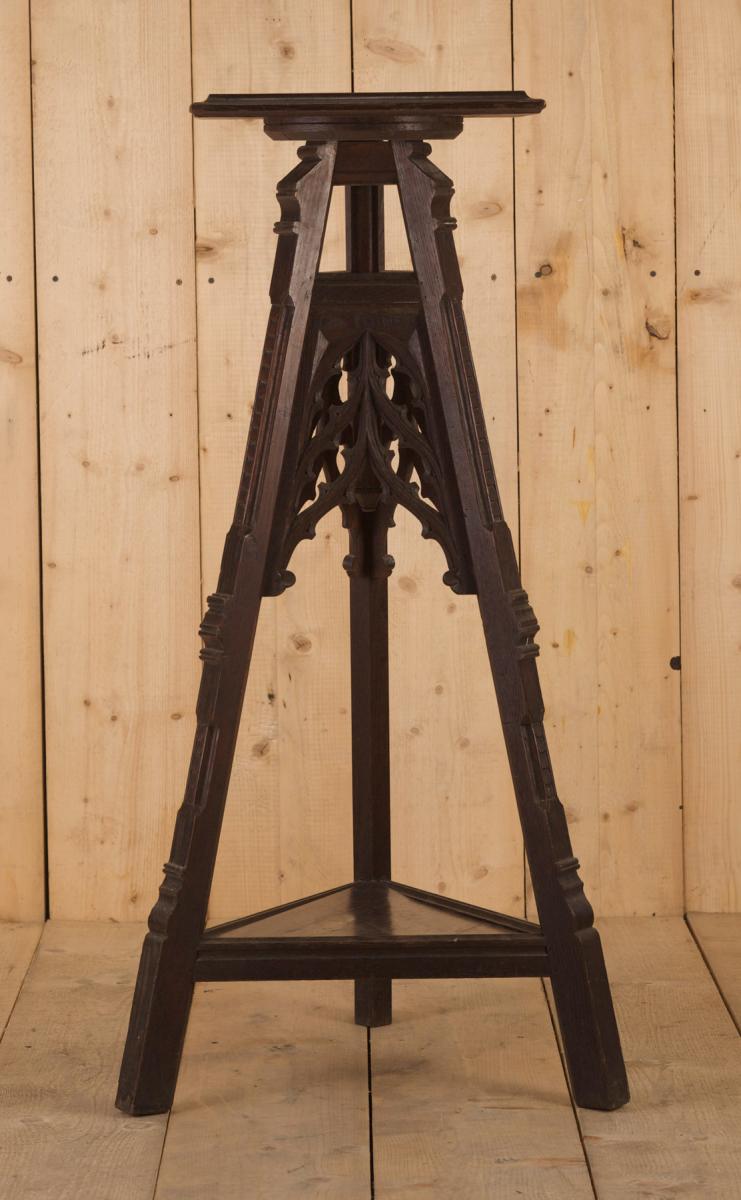 Gothic Revival Sculpture Stand