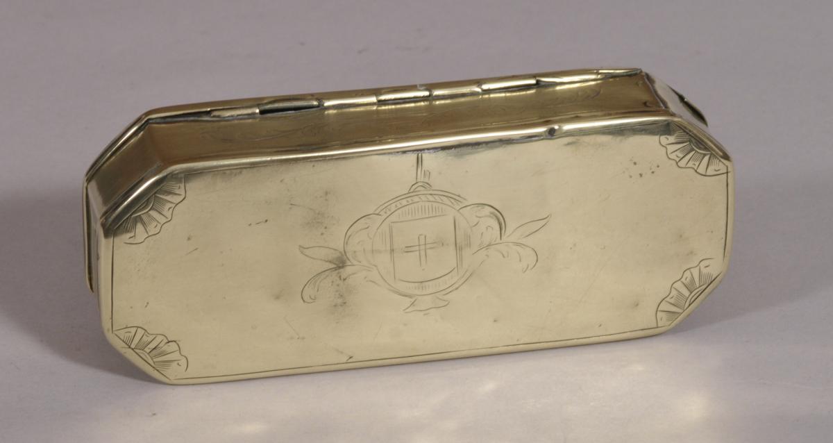 S/4499 Antique 18th Century Dutch Brass Tobacco Box