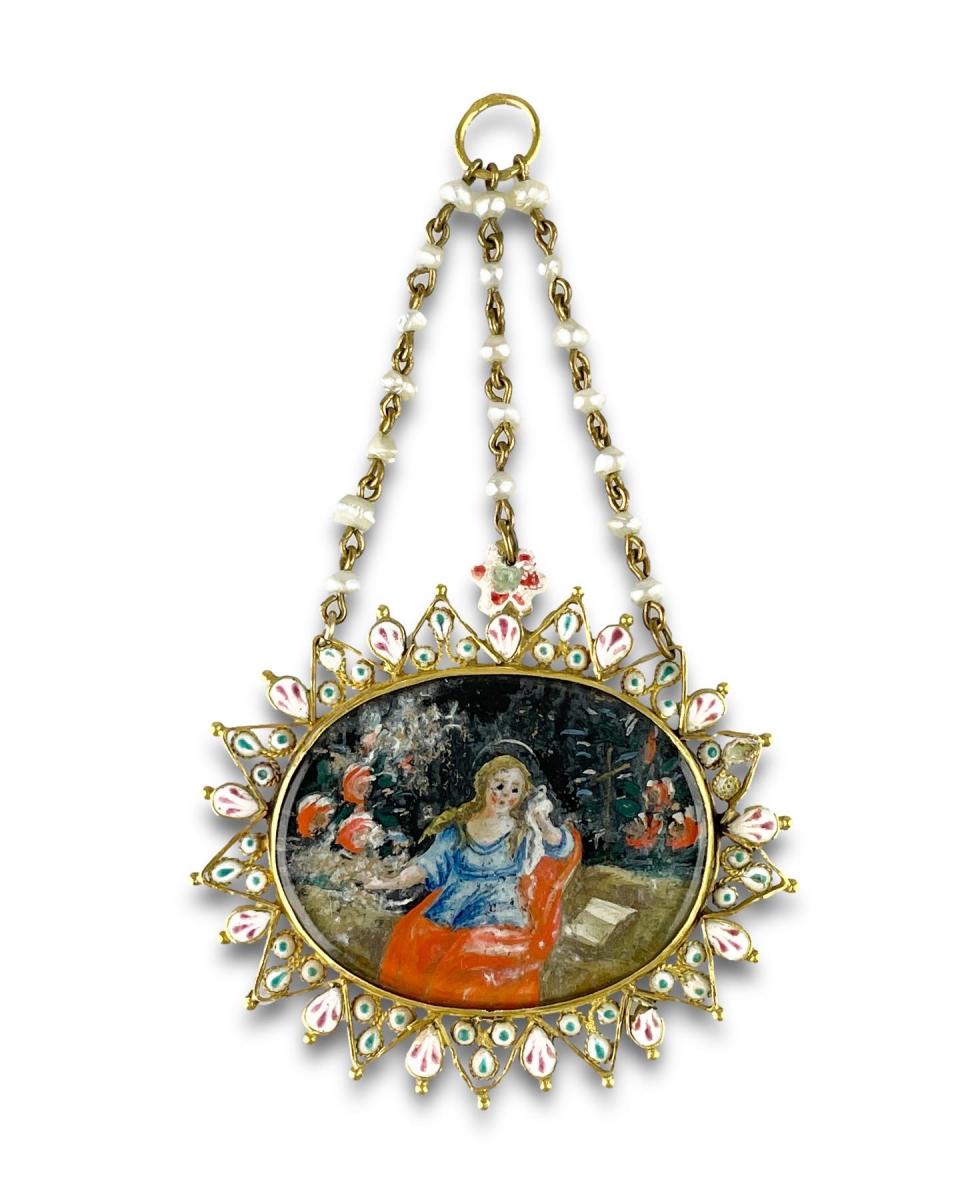 Verre églomisé, double sided gold & enamel devotional pendant. Spanish, c.1700