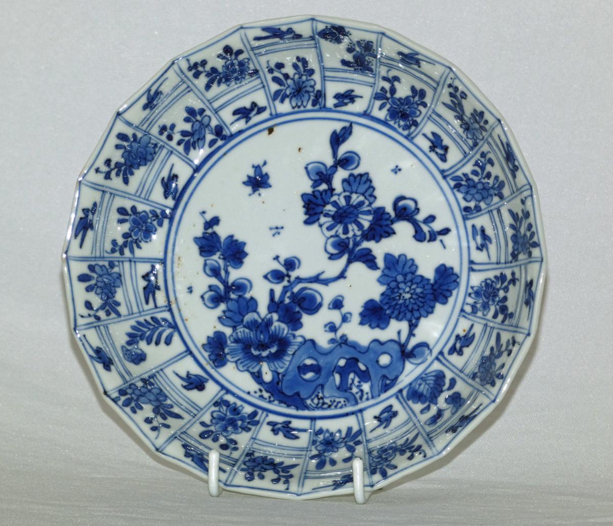 Chinese 18th Century Porcelain Blue and White Molded Plate 