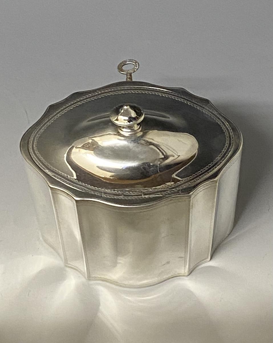 Georgian silver tea caddy John Denziloe 1794