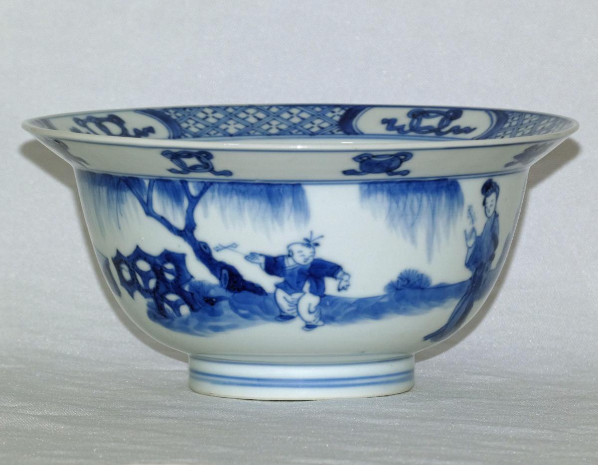 Kangxi Blue and White Klapmuts Bowl