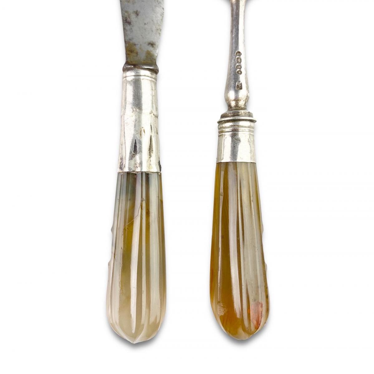 Pair of silver mounted agate cutlery. English, mid 18th century