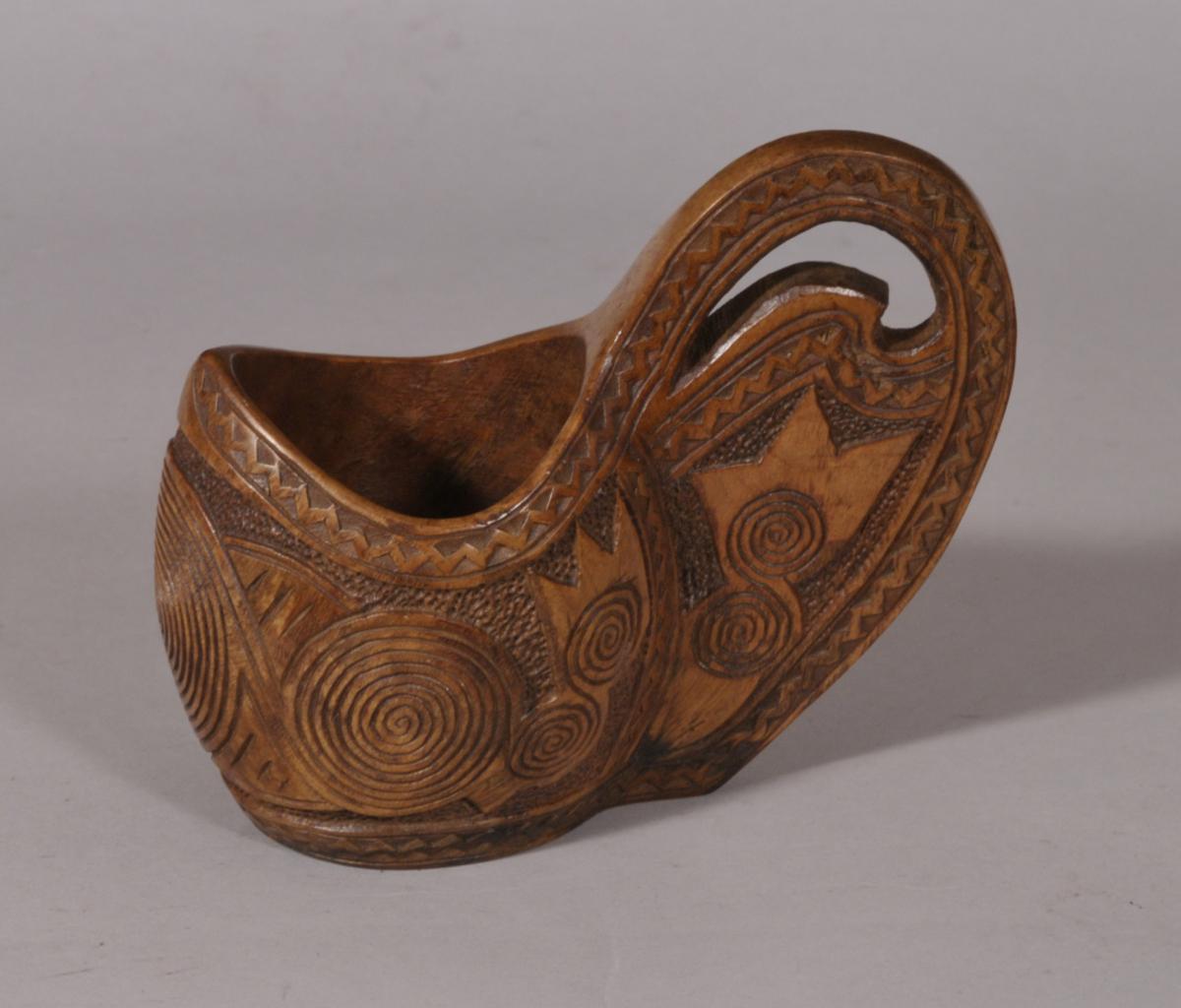 S/4647 Antique Treen 19th Century Romanian Fruitwood Shepherd's Cup or Dipper