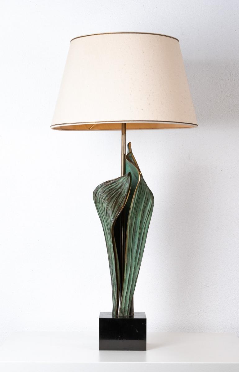 Amaryllis model table lamp