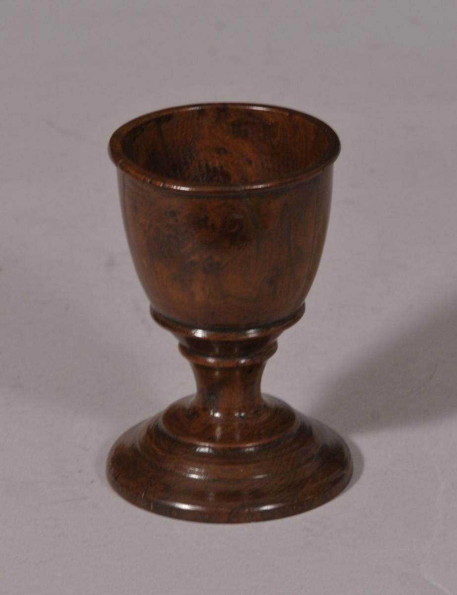 S/4723 Antique Treen Early 19th century Pear Wood Pedestal Salt