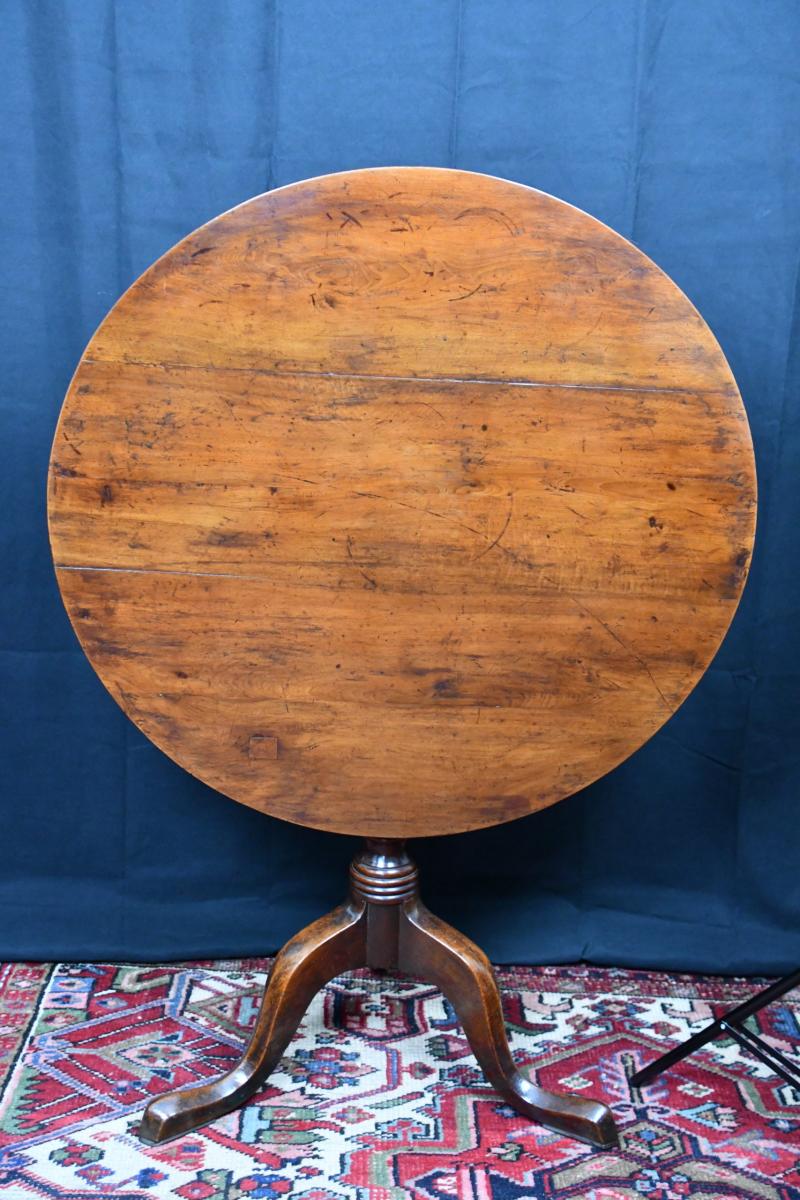 Yew Wood Tilt-top Table