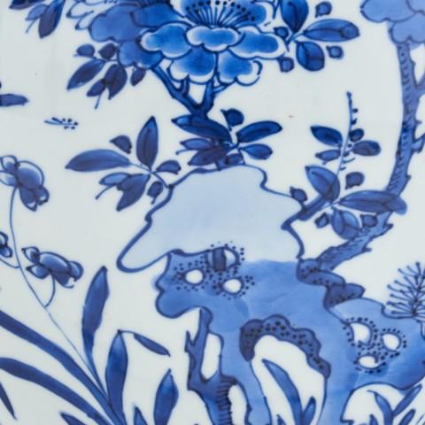 A Chinese Kangxi Blue and White Jar, Kangxi (1662 - 1722)