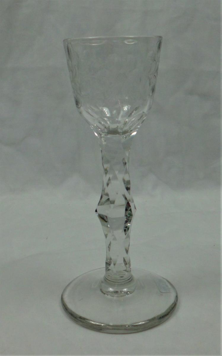facet stem wine glass