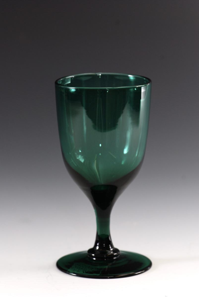 Emerald green wineglass