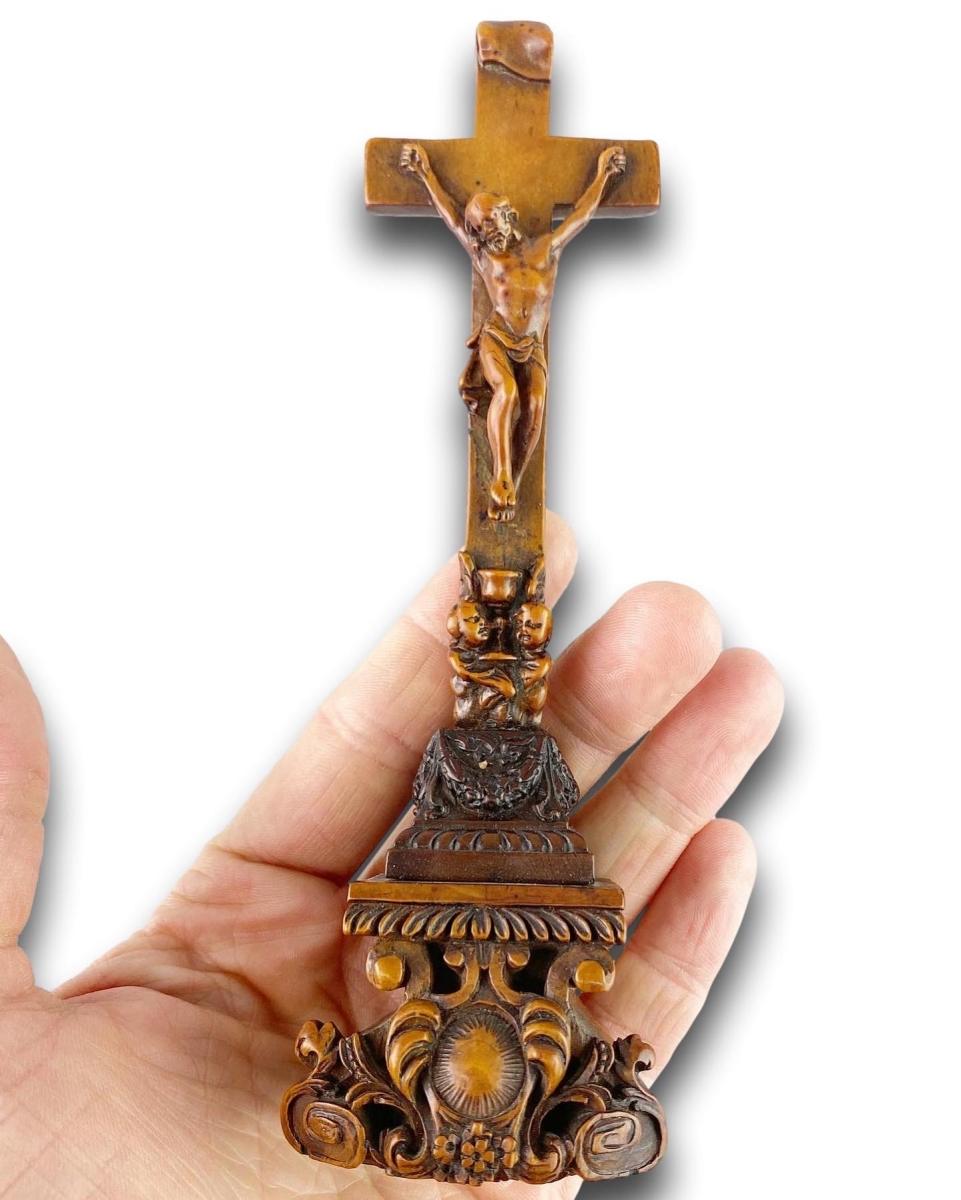 Boxwood cruciform pendant. French, 16th and 17th centuries