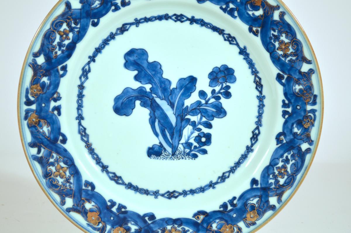 Chinese Export Porcelain Blue and White Large Porcelain Plates after Maria Sybille Merian