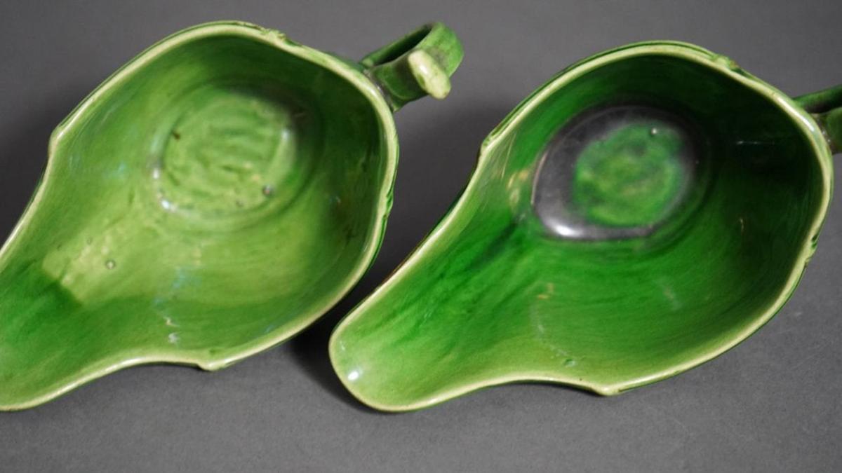 18th Century Whieldon Green-glazed Creamware Pottery Sauceboats 