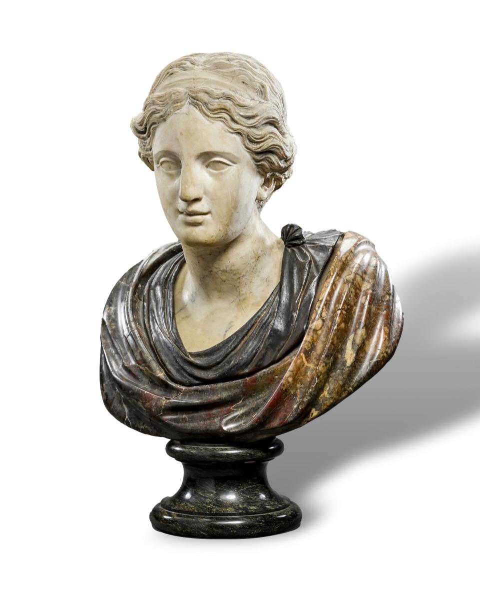 Mixed marble and bronze bust of a woman. Italian, 19th century and earlier