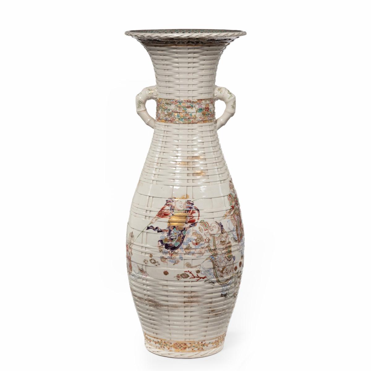 A large Meiji period Satsuma earthenware floor vase | BADA