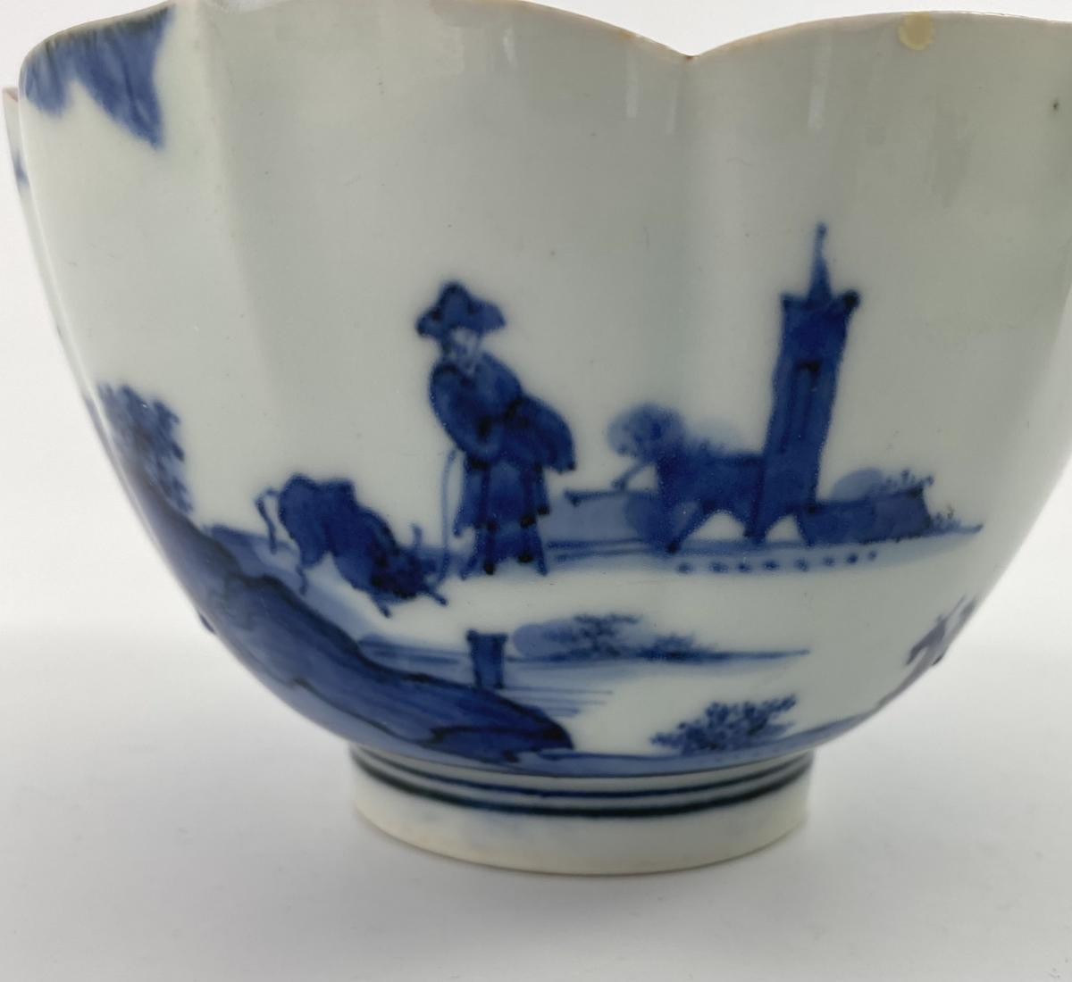 Kakiemon porcelain bowl. Deshima Island, circa 1690, Edo Period