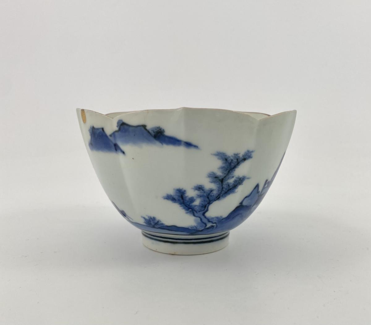 Kakiemon porcelain bowl. Deshima Island, circa 1690, Edo Period