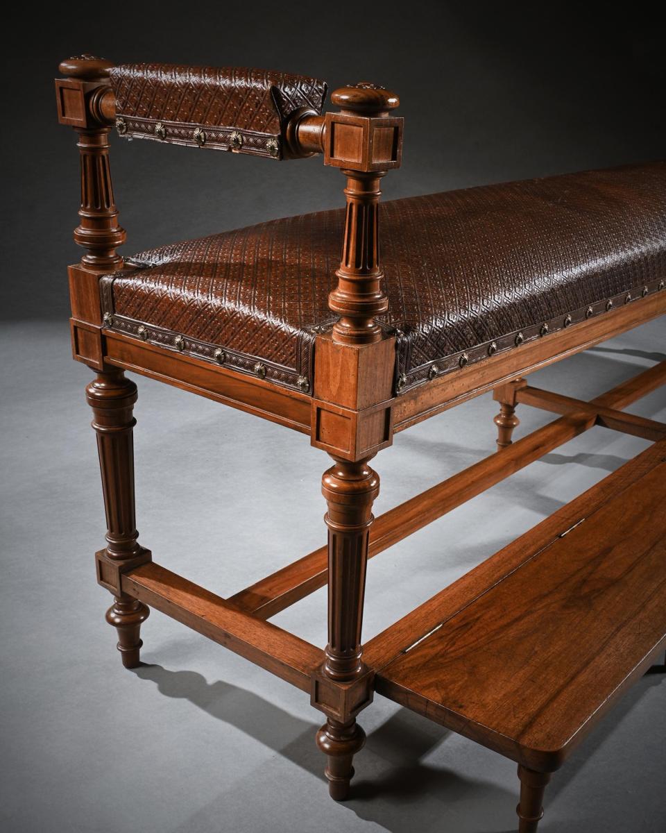 Large 19th Century French Walnut & Embossed Leather Snooker Bench (Banquette De Billiard)