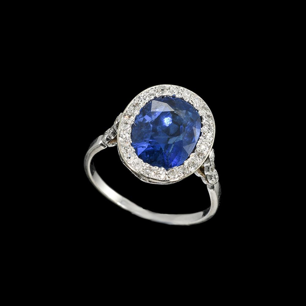 Sapphire diamond Edwardian cluster ring, circa 1910