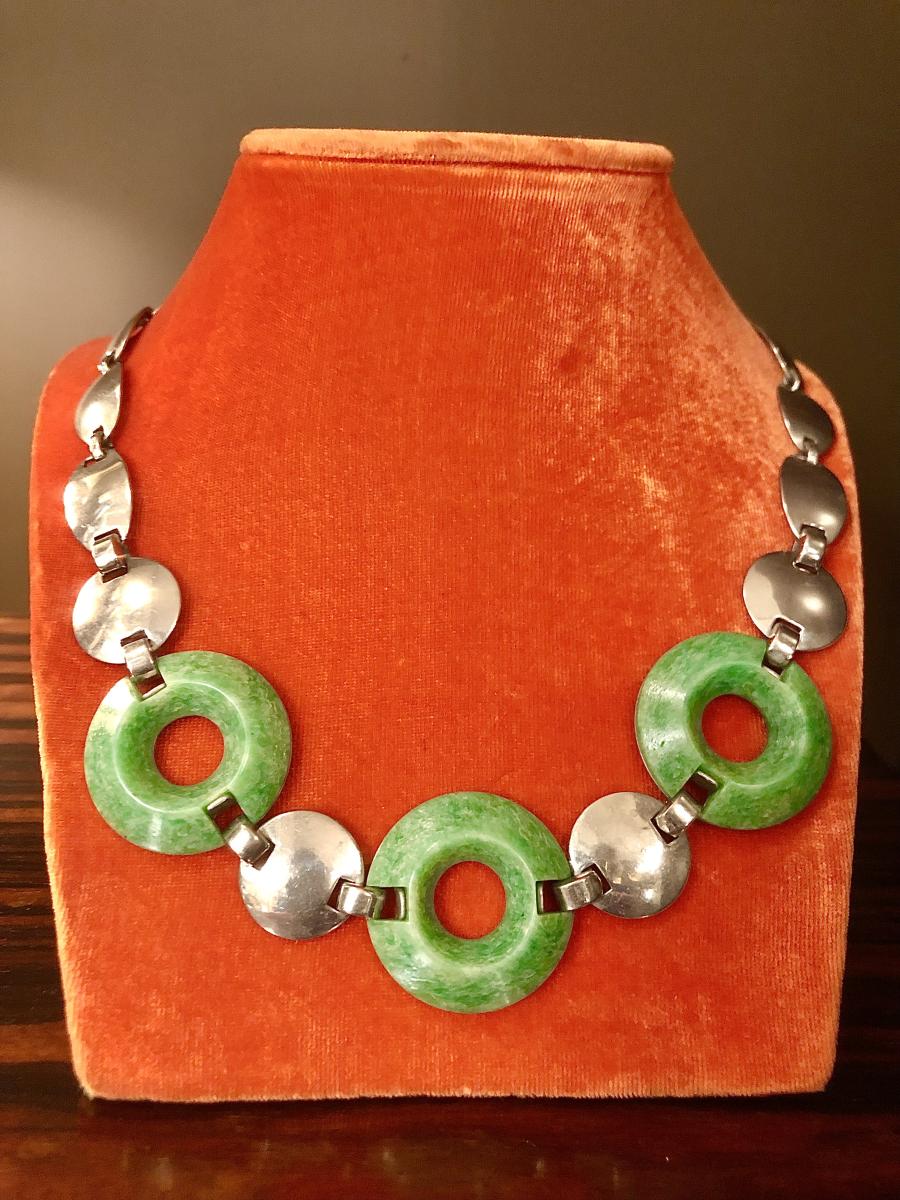 Art Deco Period Necklace,’Jade’ green Galalith & chrome