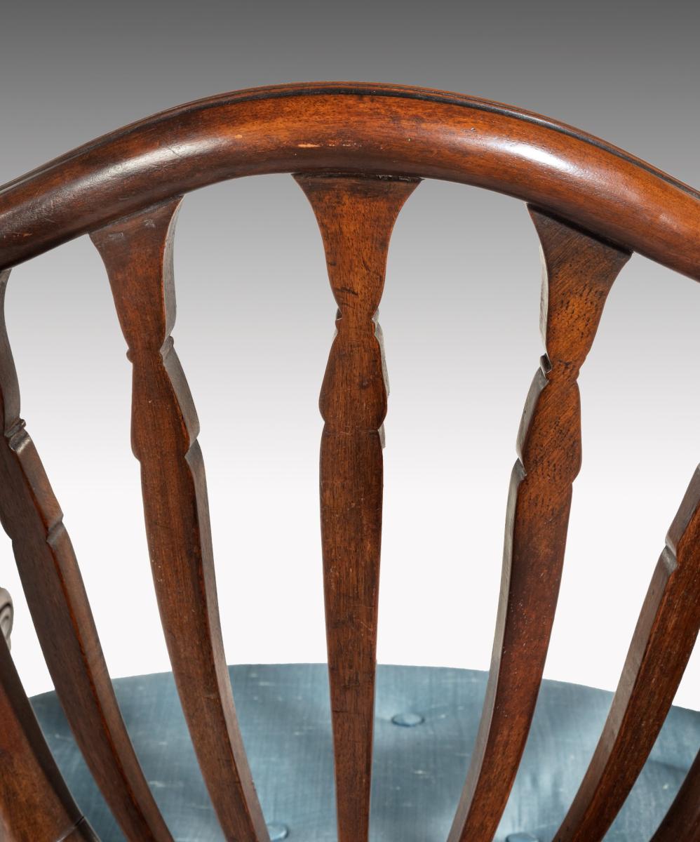 Georgian carved mahogany armchair