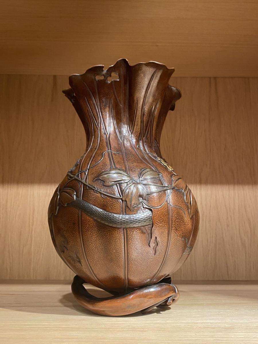 Bronze Vase Attributed to Shoami Katsuyoshi