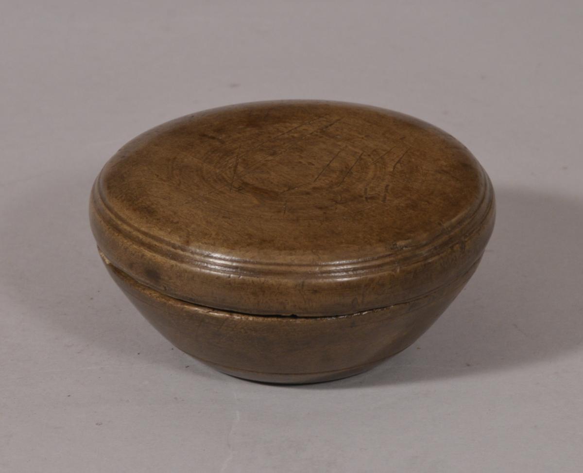 S/5036 Antique Treen Early 19th Century Sycamore Butter Bowl (Mealey Beg)