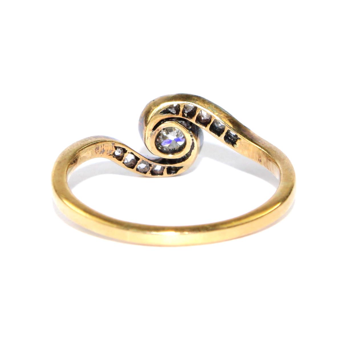 Edwardian Diamond Swirl Ring circa 1910