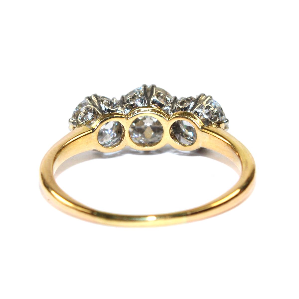 Art Deco Diamond 3 Stone Ring circa 1925