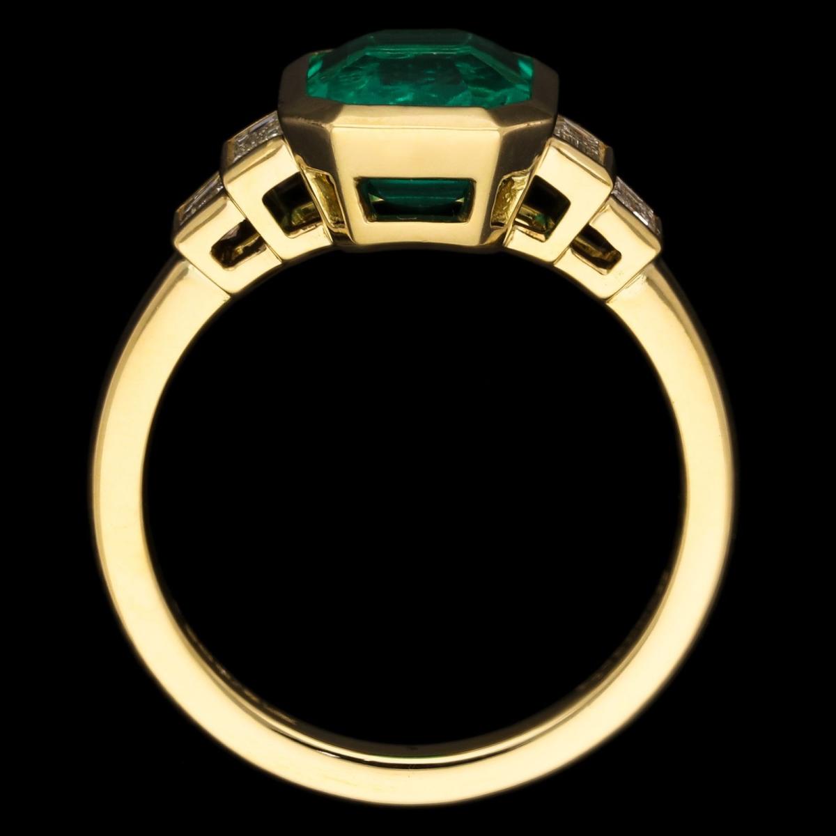 Colombian Emerald Ring Baguette Diamond Shoulders