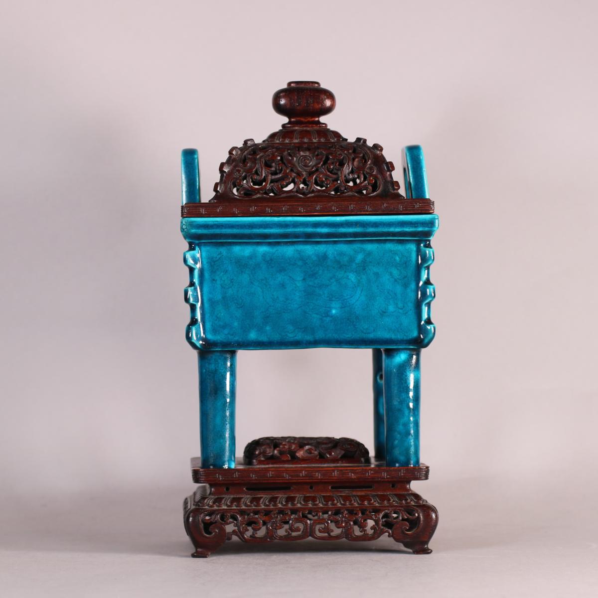 Fine Chinese turquoise food vessel Kangxi (1662-1722)