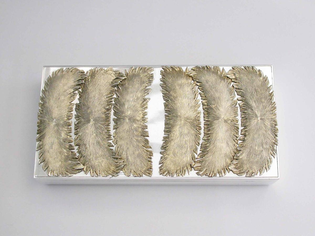 Modern Silver Box Decorated with Silver Gilt Feathers
