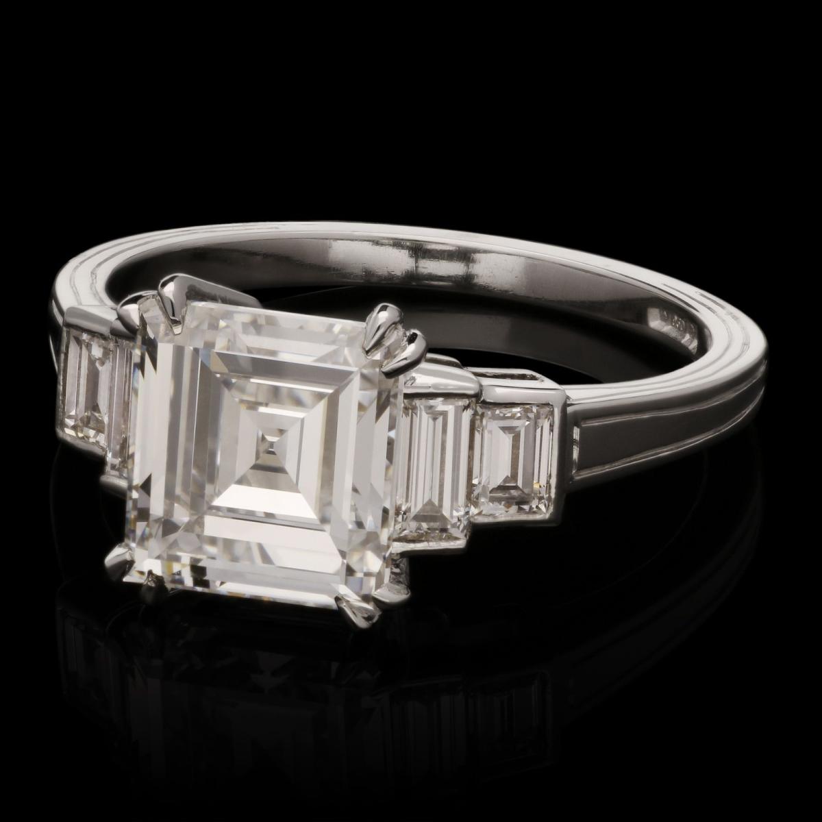 Carre Cut Diamond And Platinum Ring