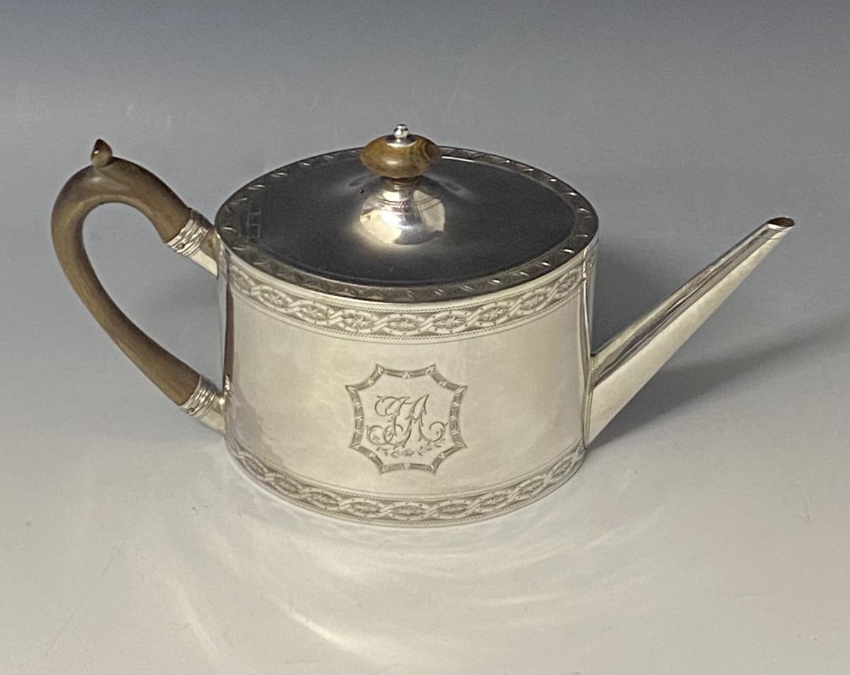 Georgian silver teapot Henry Chawner 1791