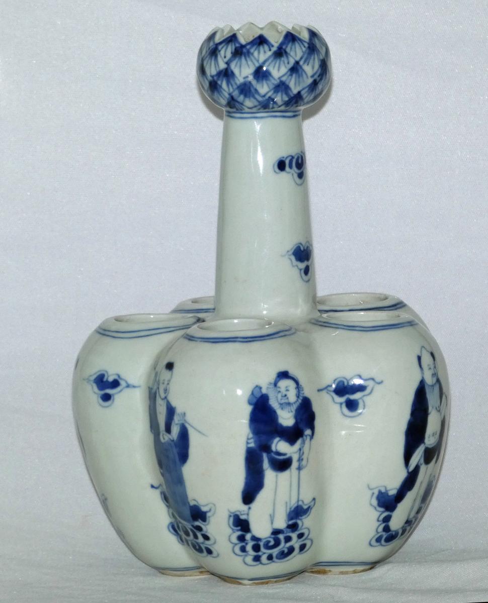Chinese Blue and White 19th Century Tulip Vase