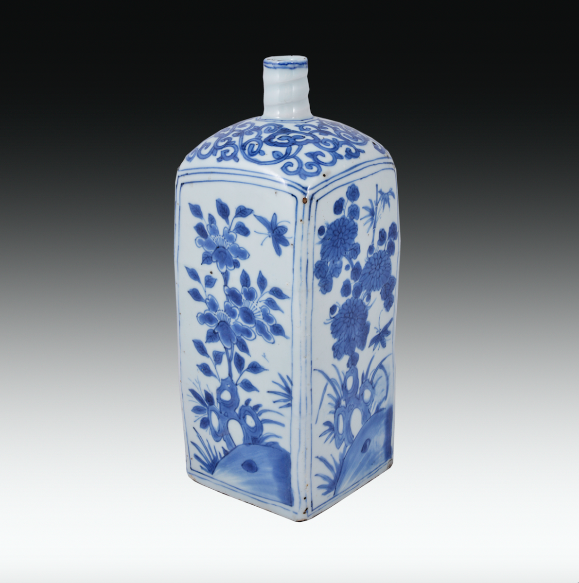 Wanli Blue and White Square Bottle Vase