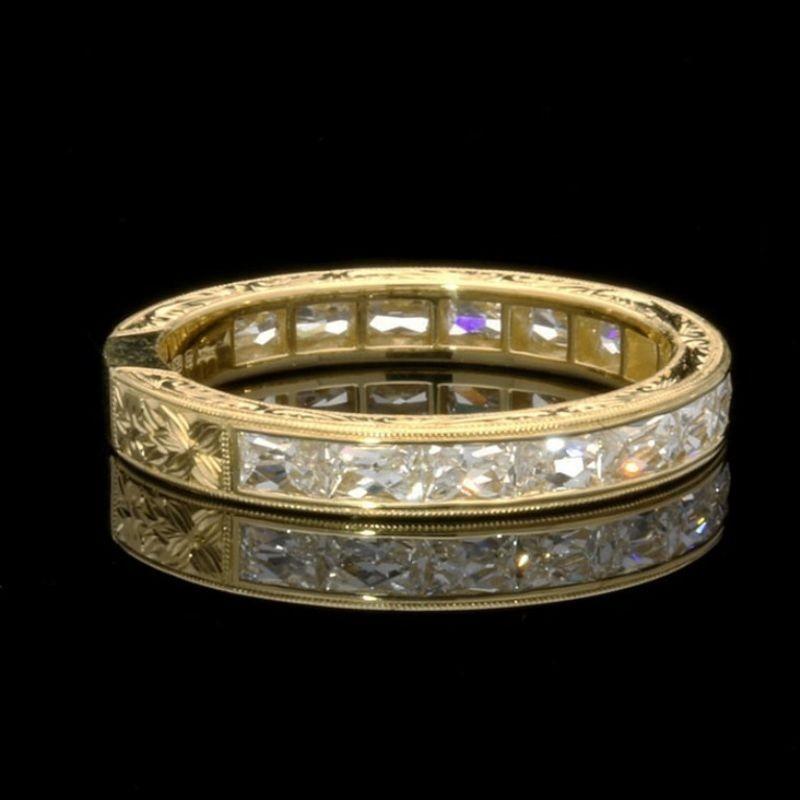 French-cut diamond and yellow gold eternity ring