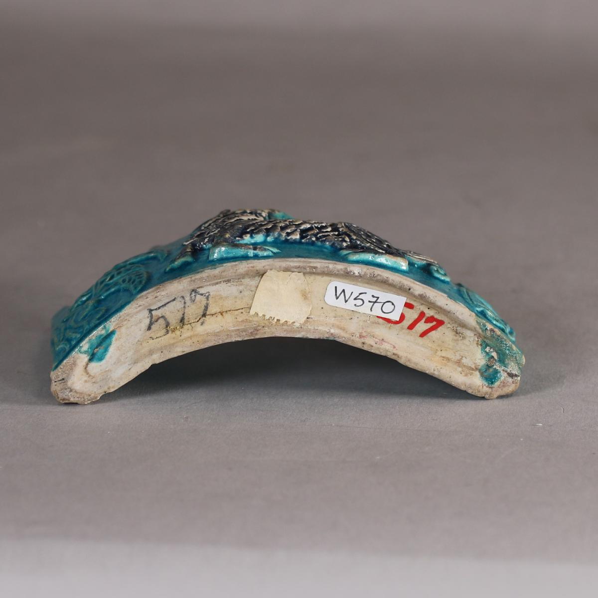Chinese turquoise five peak mountain brush rest, bottom of rest