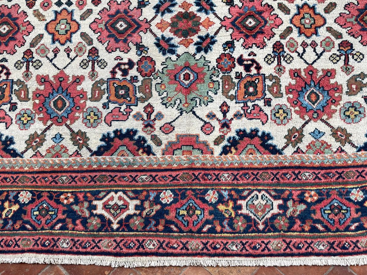 Antique Mahal carpet