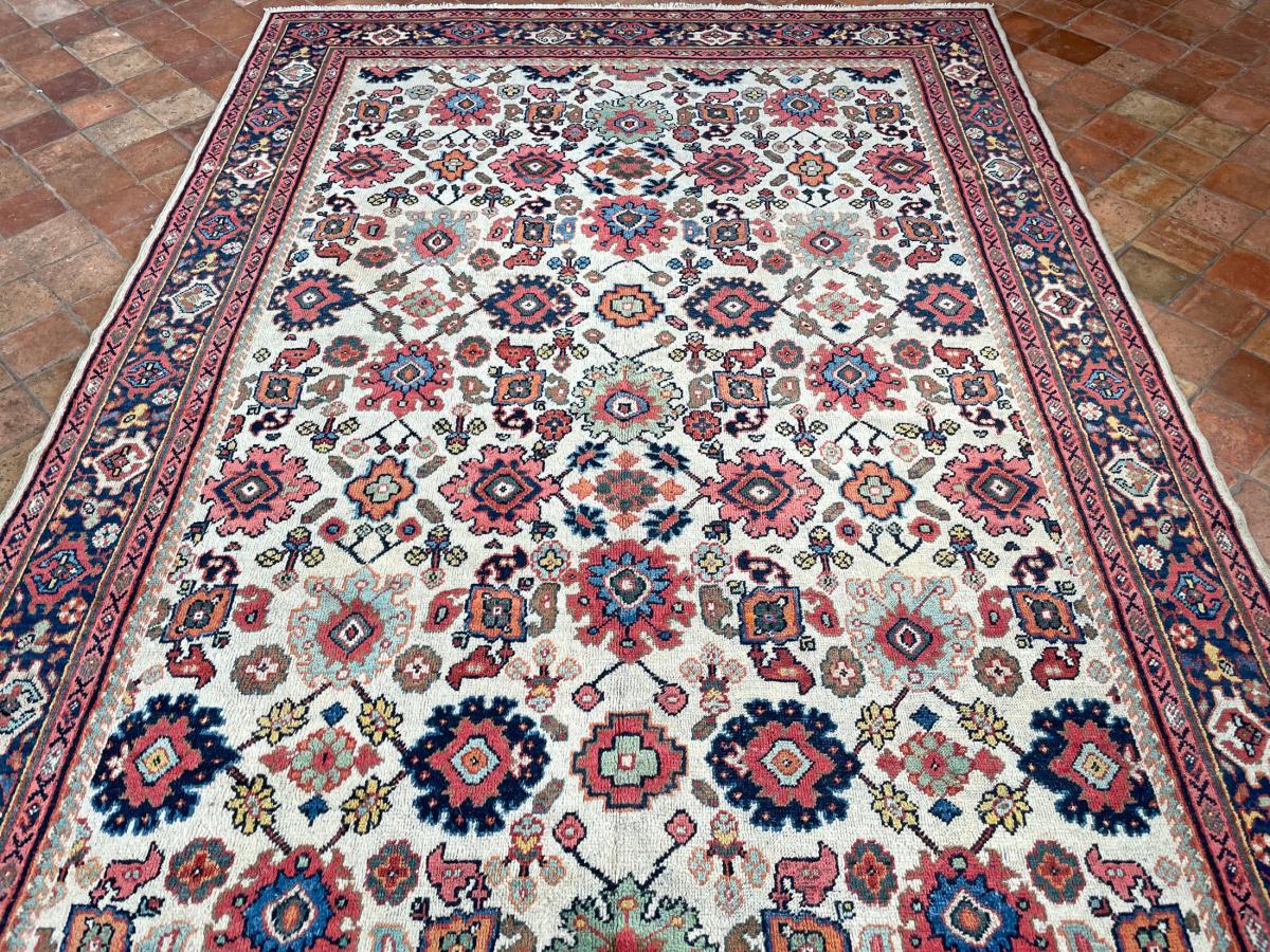 Antique Mahal carpet