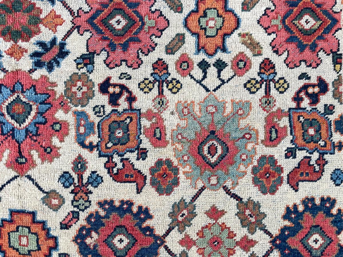 Antique Mahal carpet