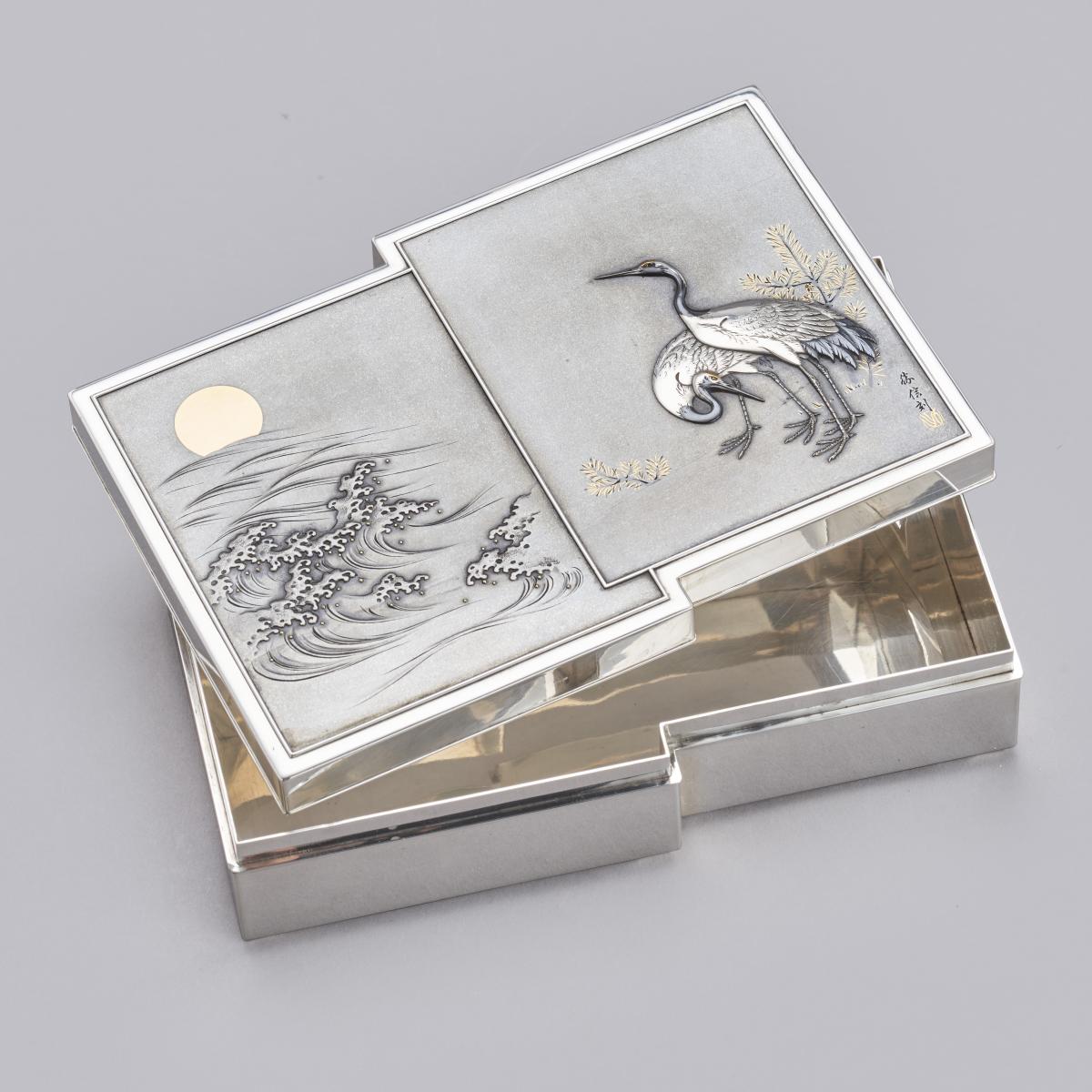 Japanese silver box with cranes signed Ishikawa Katsunobu, Meiji Period