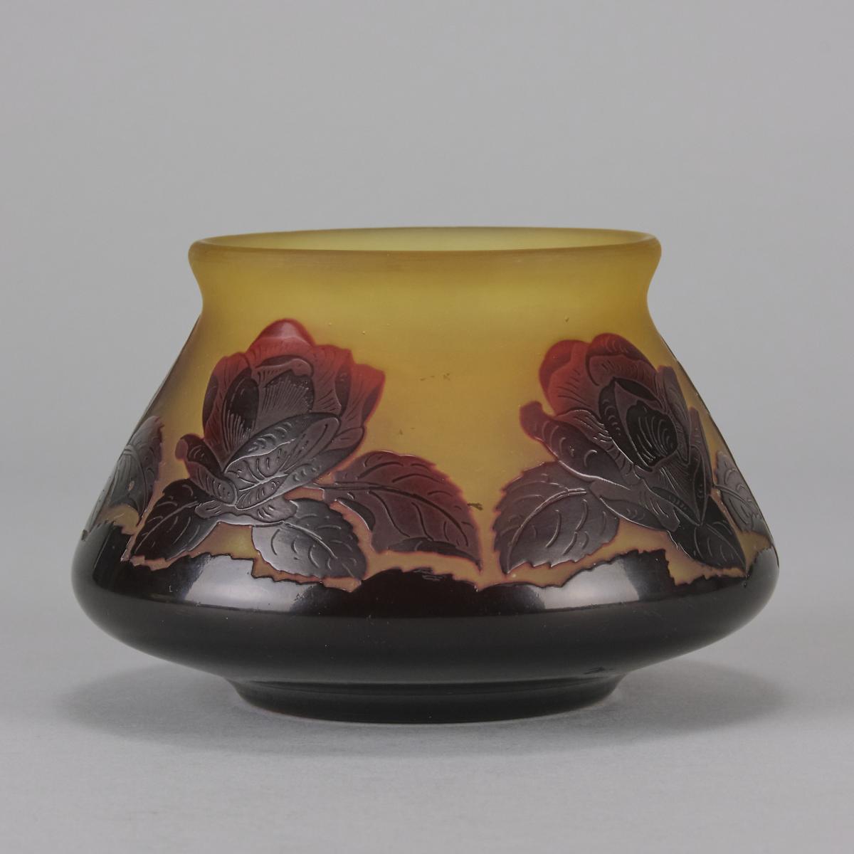 Cameo glass bowel entitled "Floral Bowl" by Paul Nicolas - Circa 1920
