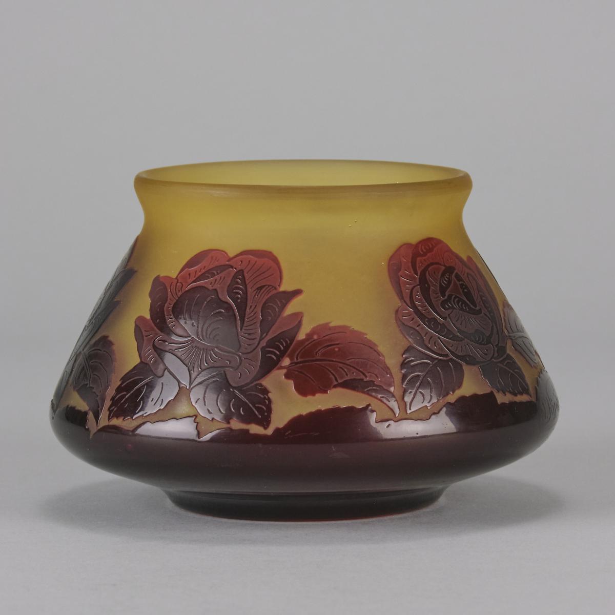 Cameo glass bowel entitled "Floral Bowl" by Paul Nicolas - Circa 1920