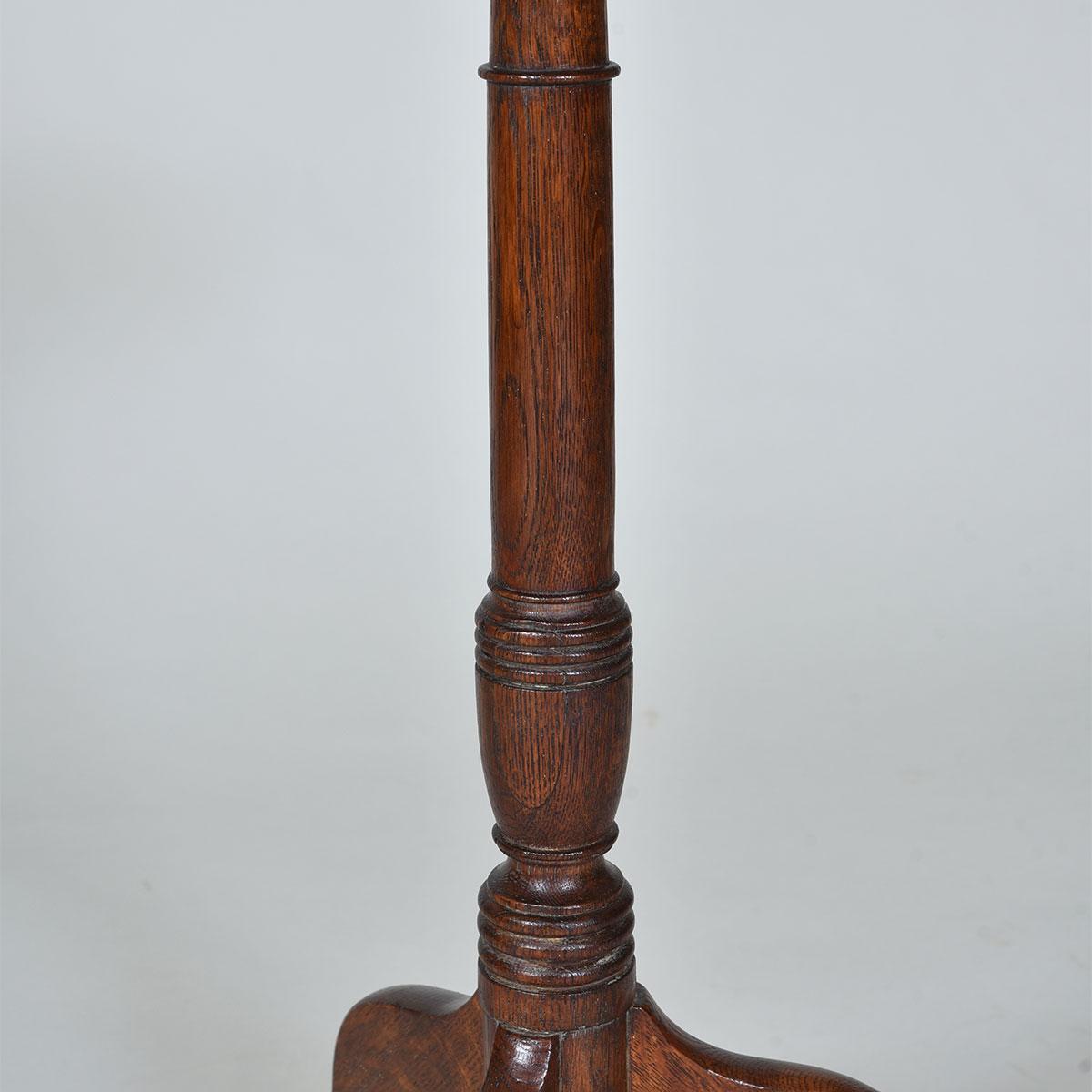 Late 18th century Oak tripod table
