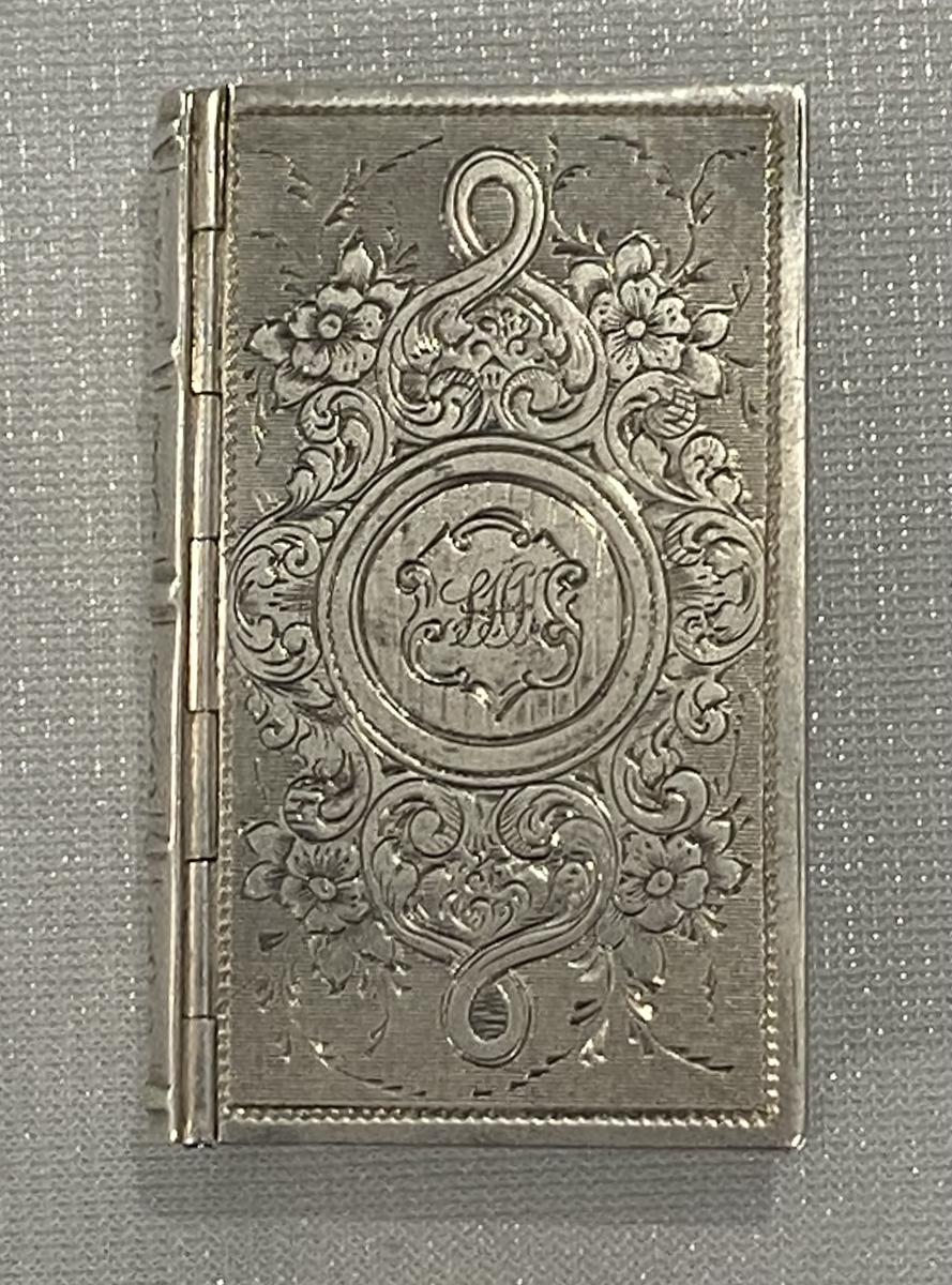 Large silver book vinaigrette 1861 Charles Washington Deakin