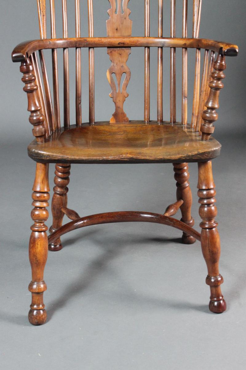 Yew Wood Windsor Chair